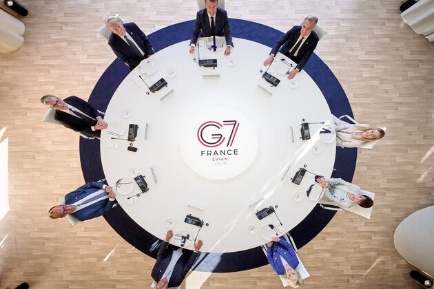 G7 dinner revolved around "frank" discussion about Iran deal among leaders