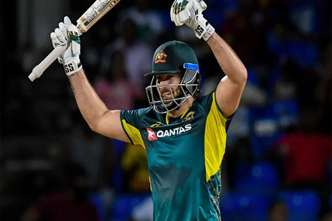 3rd T20I: Fiftes from David-Stoinis take Australia to 186/6 in 20 overs against India at Hobart