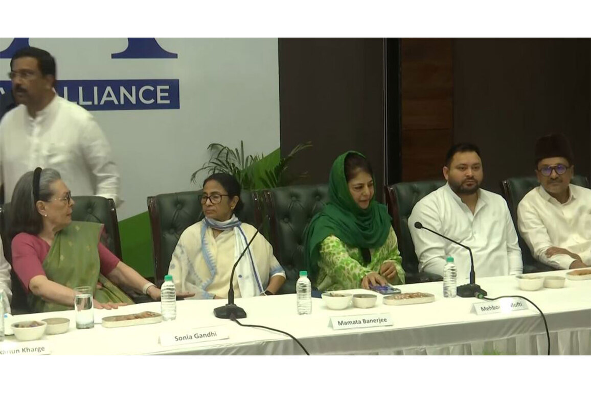 Crucial India Bloc meet underway in Delhi, Mallikarjun Kharge, Rahul, Mamata, Omar and Left leaders attend