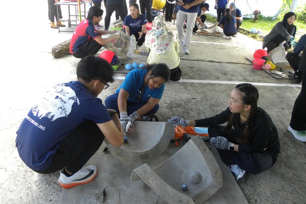BRUNEI-BANDAR SERI BEGAWAN-REEF BALL-FABRICATION