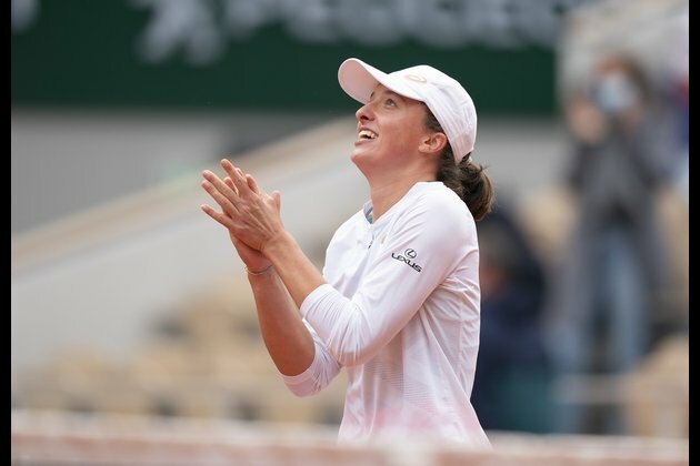 Iga Swiatek storms to second career title at Adelaide