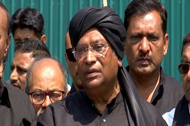 Wearing black clothes to show democracy being trampled in country: Kharge as opposition attempts unity show
