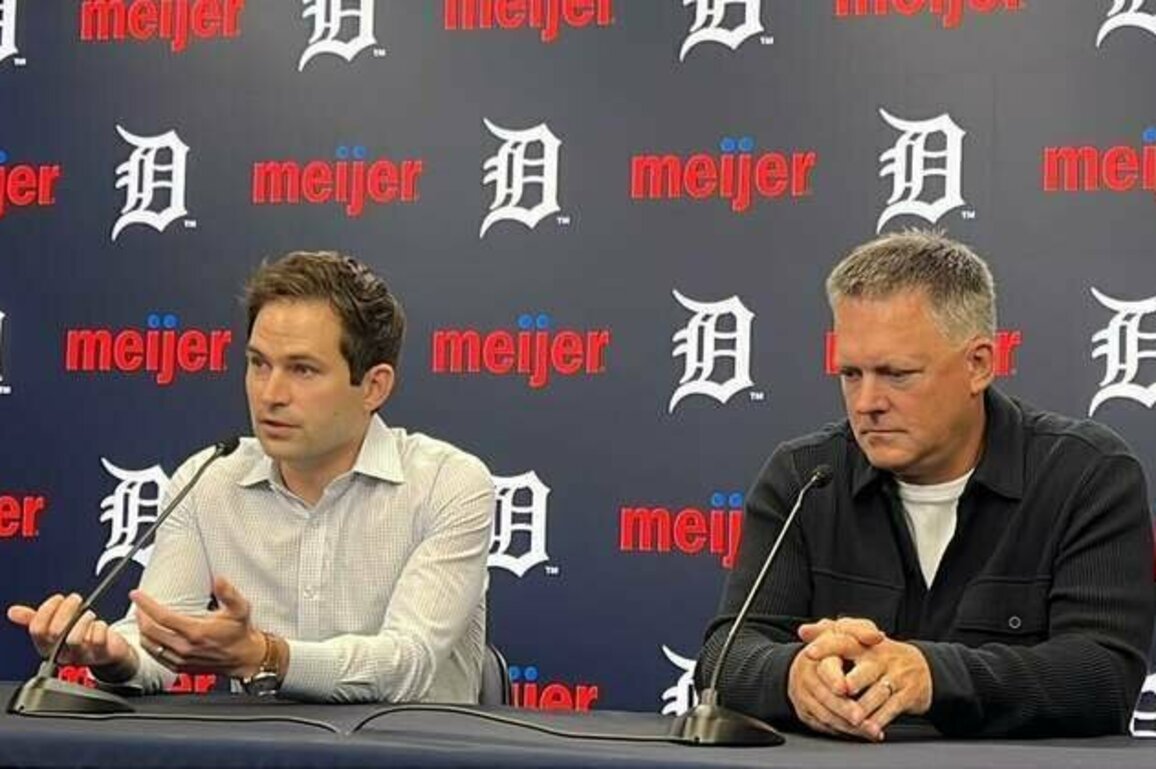 Tigers extend manager A.J. Hinch following ALDS defeat