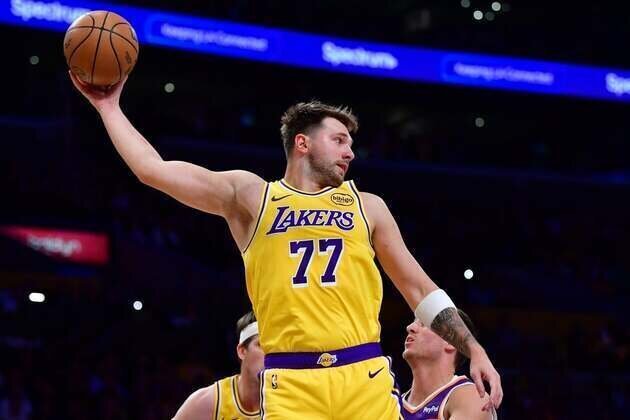 Lakers' Luka Doncic (personal) out vs. Raptors