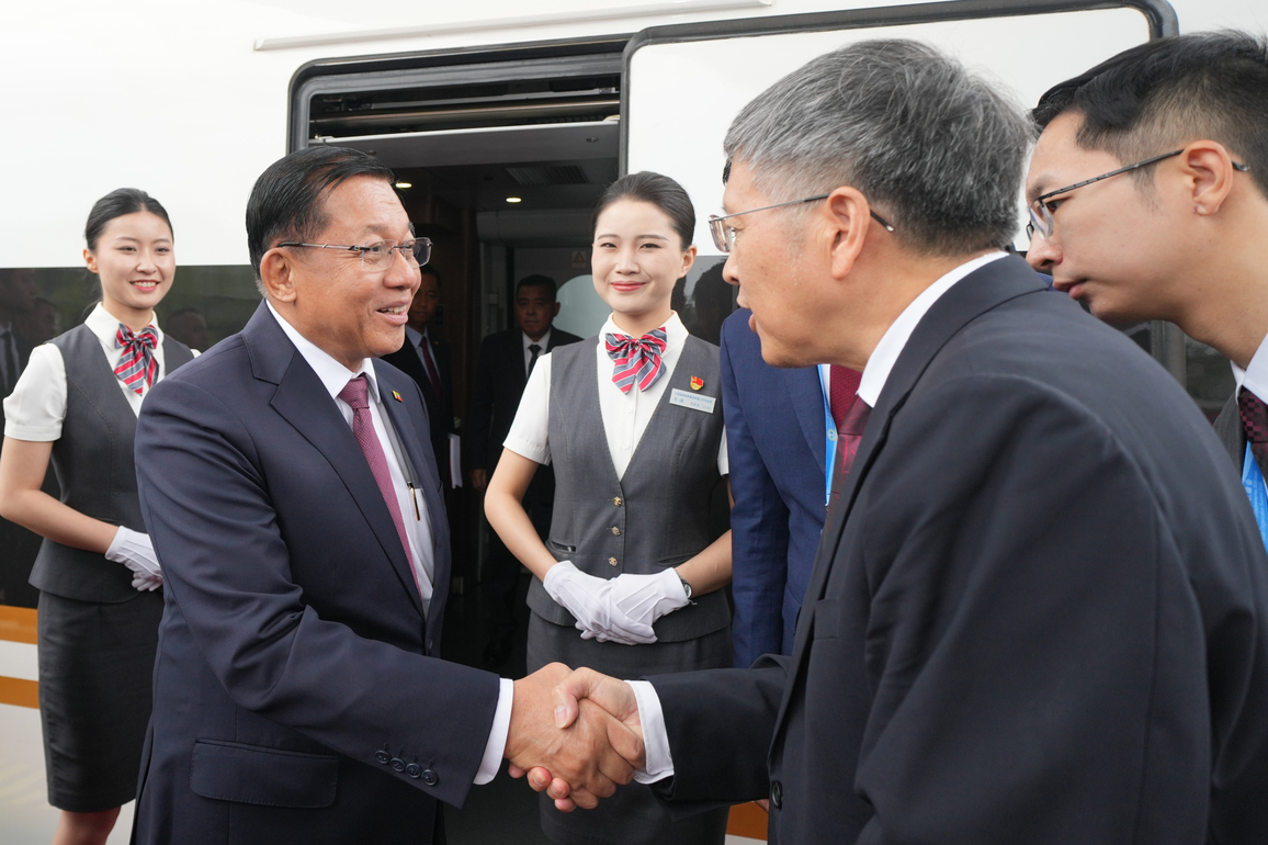 CHINA-BEIJING-MYANMAR-ACTING PRESIDENT-ARRIVAL (CN)