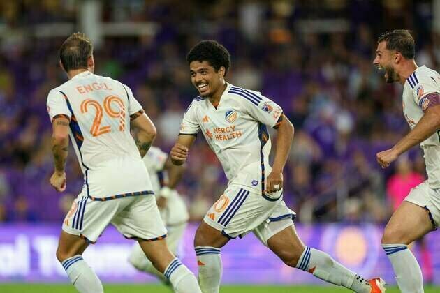 Evander's brace sets pace as FC Cincinnati bests Orlando City