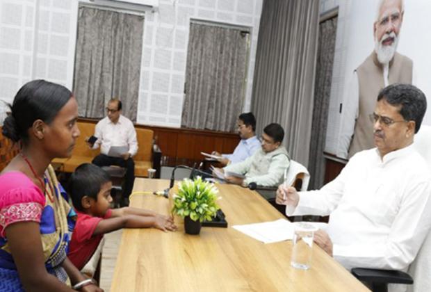 Tripura CM interacts with citizens; directs officials for swift resolution of people's issues