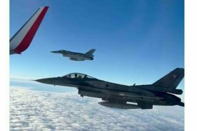 Poland team escorted by fighter jets on World Cup flight