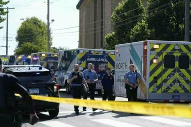 US school shooting leaves three dead and over a dozen wounded