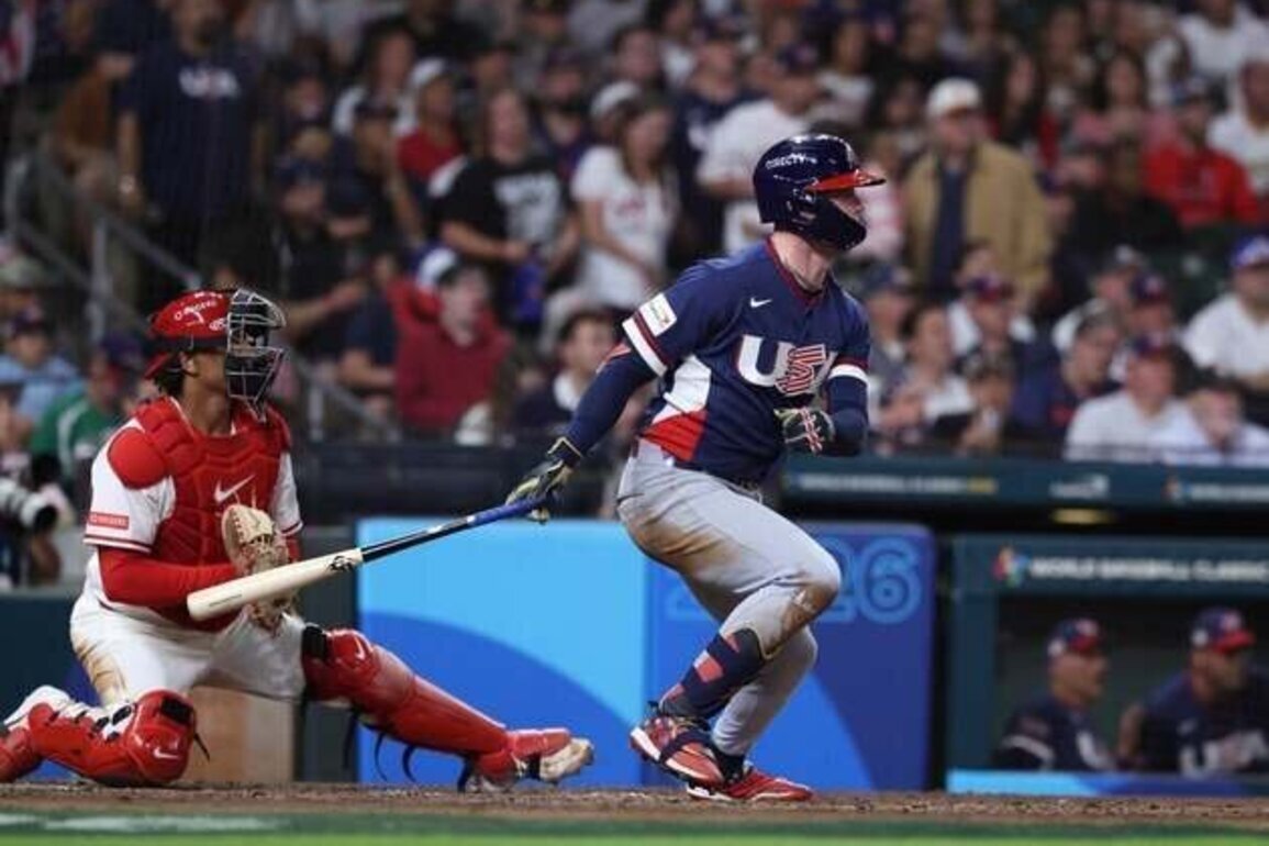 Team USA holds on against Canada to reach WBC semis