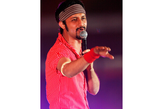 Bangladesh blocks Pakistani singer's Atif Aslam's concert during Victory Month