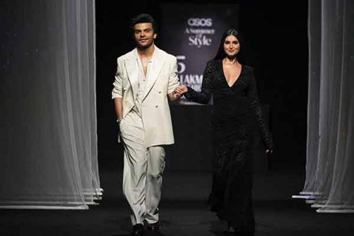 AJIO partners with Lakme Fashion Week to showcase ASOS' latest collection, Tara Sutara and Veer Pahariya turn showstoppers