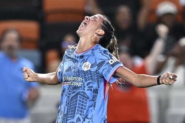 Dash M Maggie Graham signs multi-year extension