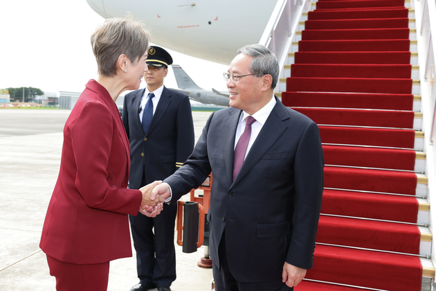 SINGAPORE-LI QIANG-OFFICIAL VISIT-ARRIVAL