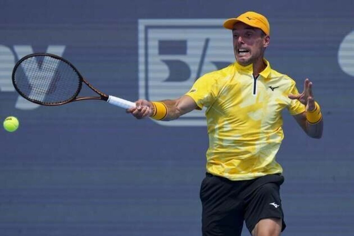 Roberto Bautista Agut rallies twice to win Montpellier opener