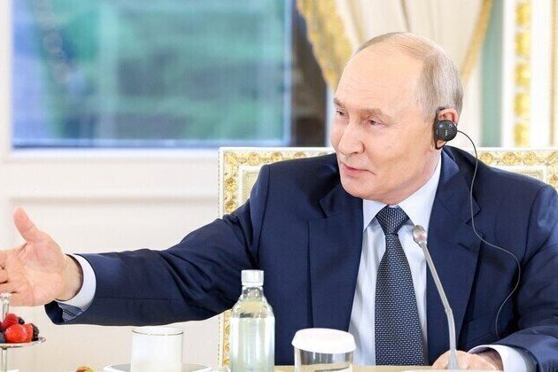 US pressure on Modi is futile  Putin