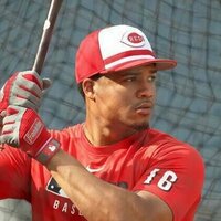 Noelvi Marte gives clutch performance as Reds edge Pirates