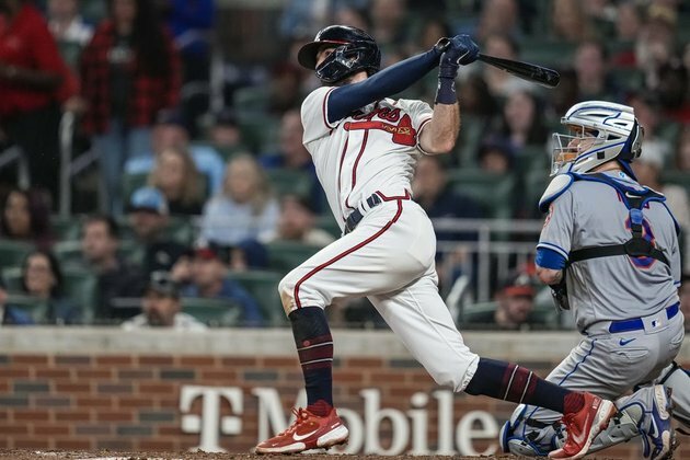 MLB roundup: Braves defeat Mets, move into NL East lead