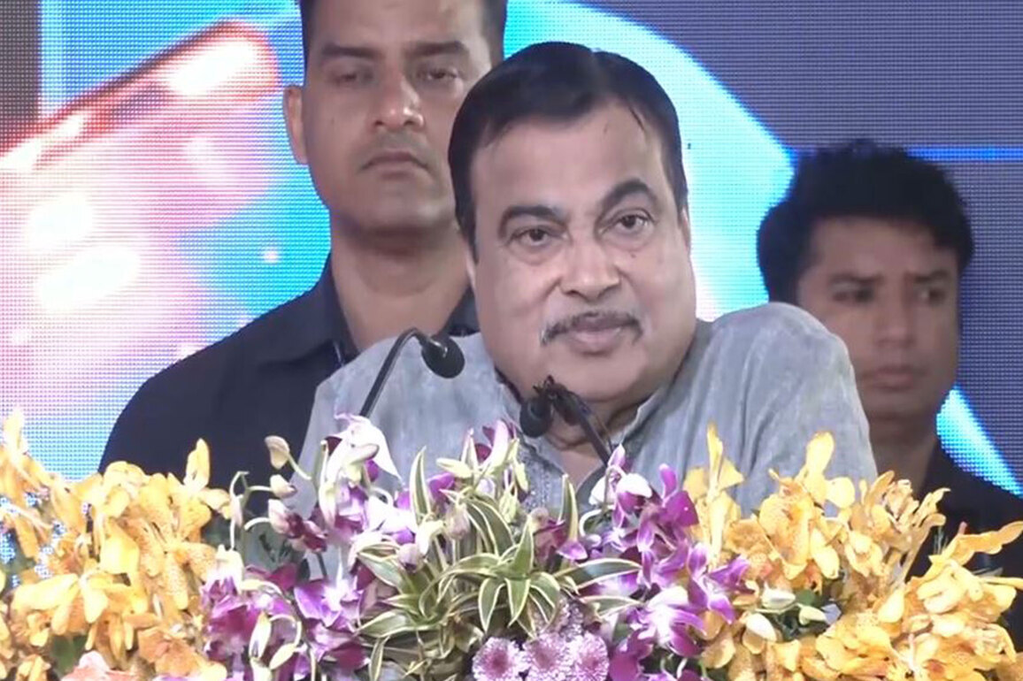 "Technology plays a vital role in defence": Nitin Gadkari at Bhoomipujan of Robotics, UAV facility of Solar Defence and Aerospace Limited