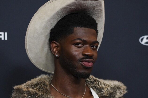 Rapper Lil Nas X arrested after punching LAPD officer