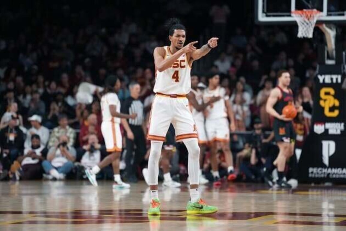 Southern California seeks Big Ten momentum against reeling Northwestern