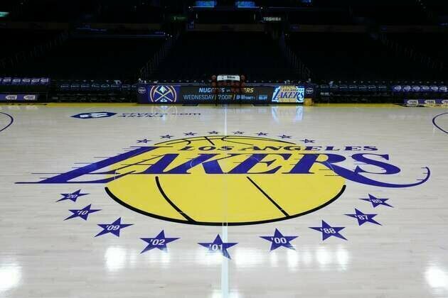 Reports: Lakers among teams contacted in gambling investigation