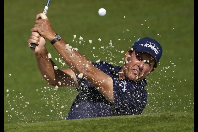 Phil Mickelson will 're-evaluate things' if struggles continue