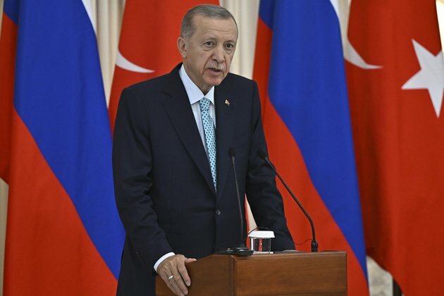 West is not more trustworthy than Russia Erdogan