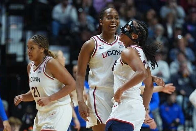 No. 1 UConn blasts Creighton, reaches Big East final