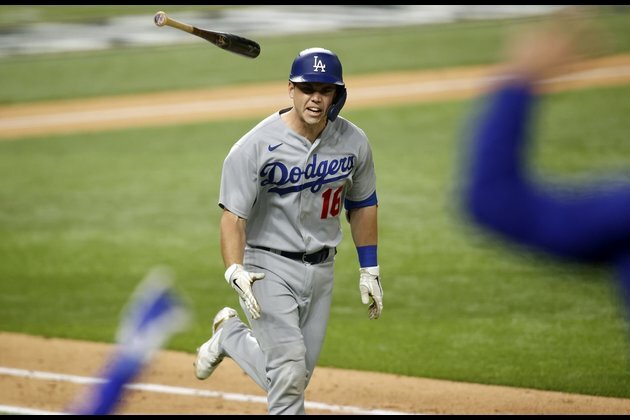 Dodgers win battle of Wills, send NLCS to Game 6