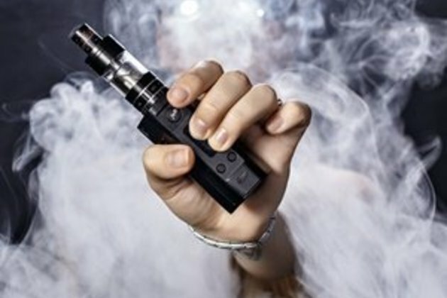 Trump vows to &#039;do something very, very strong&#039; about vaping