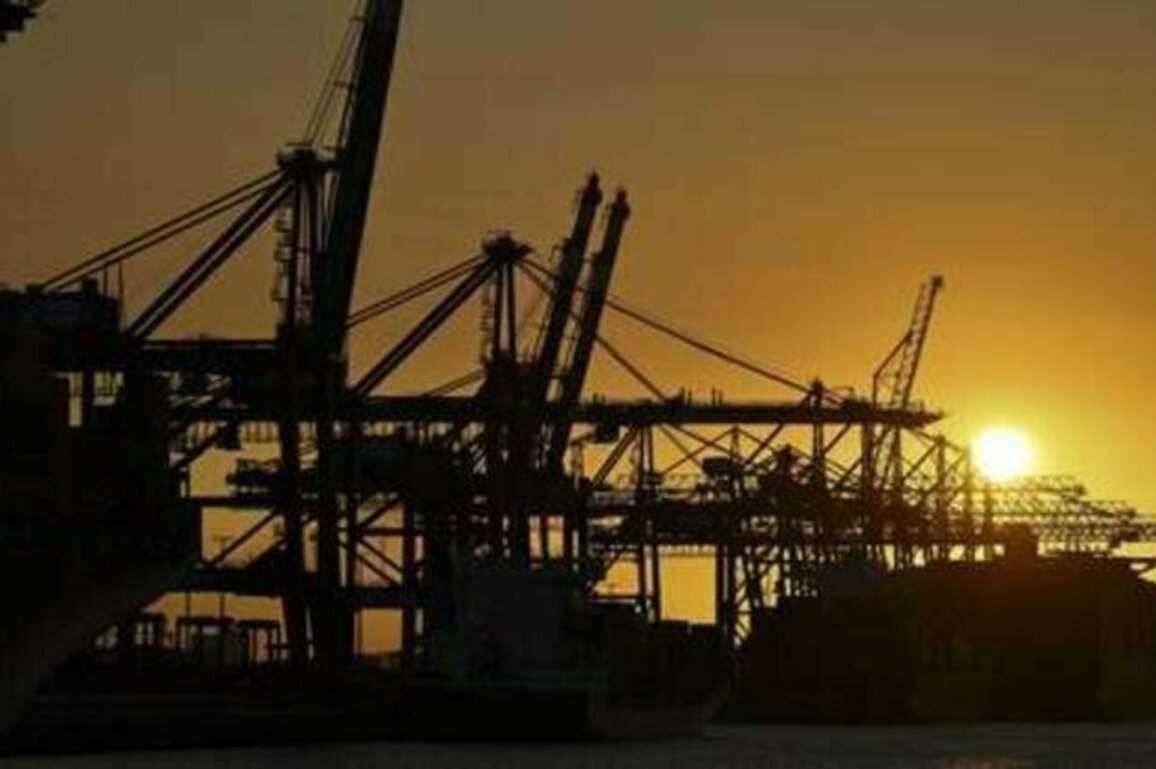 US officials working to corner EU energy market - FT