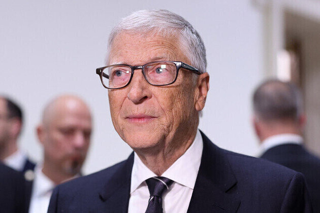 Bill Gates claims Epstein tried to blackmail him