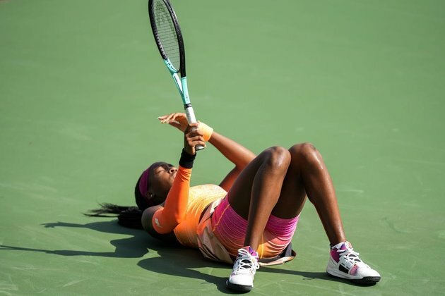 Emma Raducanu routs Serena Williams in Cincy-area event