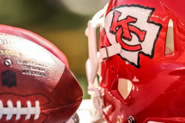 Chiefs Finalize 2022 Personnel Staff