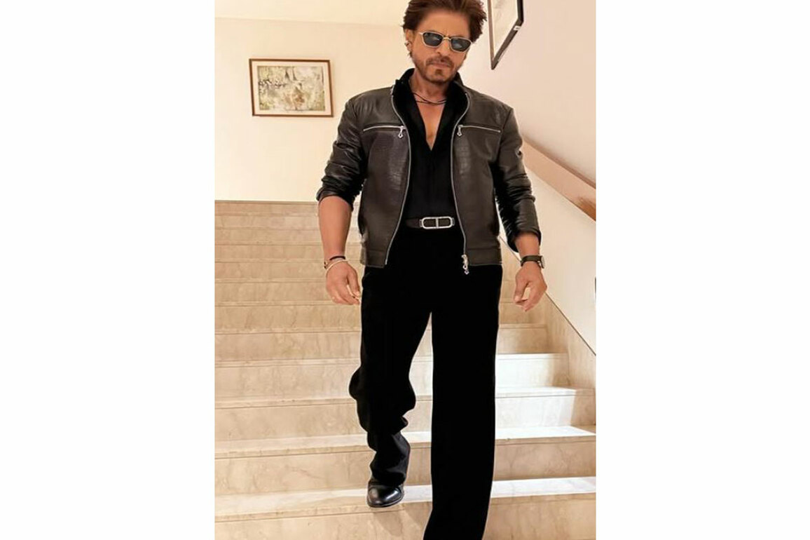 IPL 2025 opening ceremony: Shah Rukh Khan brings his everlasting charm to jam-packed Eden Gardens, sends crowd into frenzy