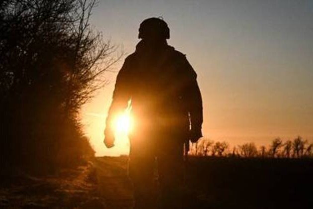 'A few kilometers' left to liberate Donbass - Kremlin