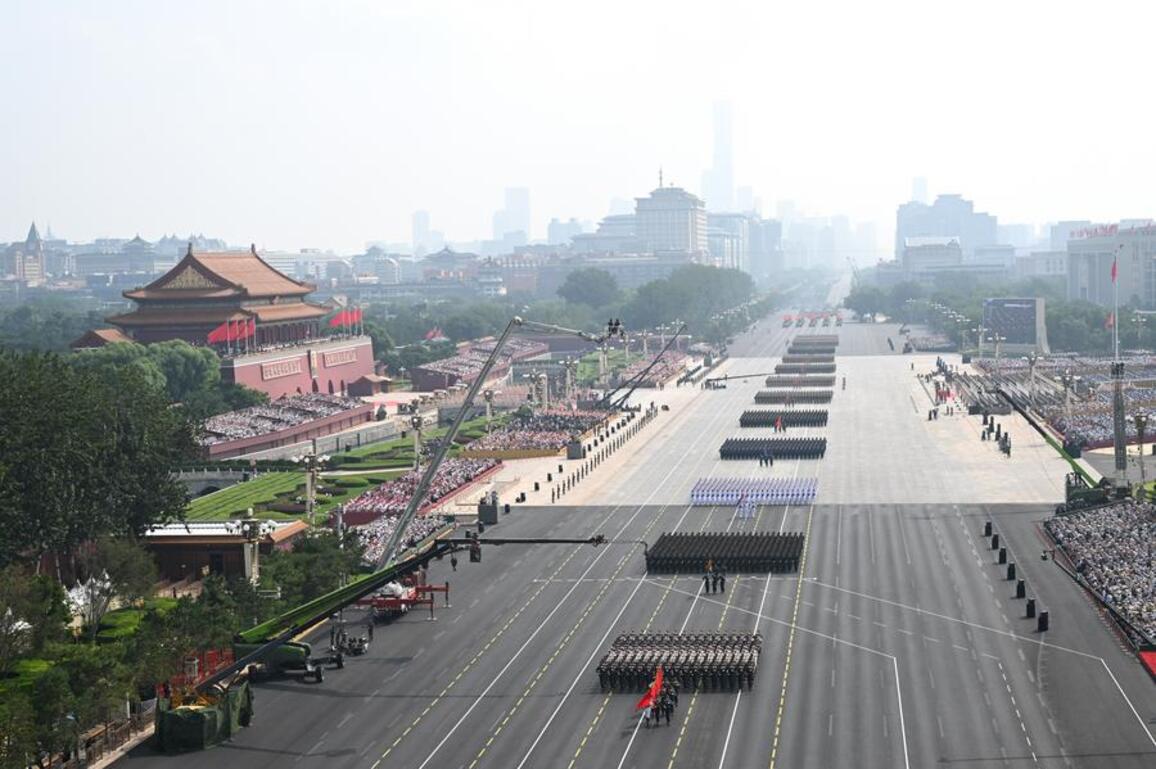 FOCUS | Foot formations pass through Tian'anmen Square during China's V-Day commemorations