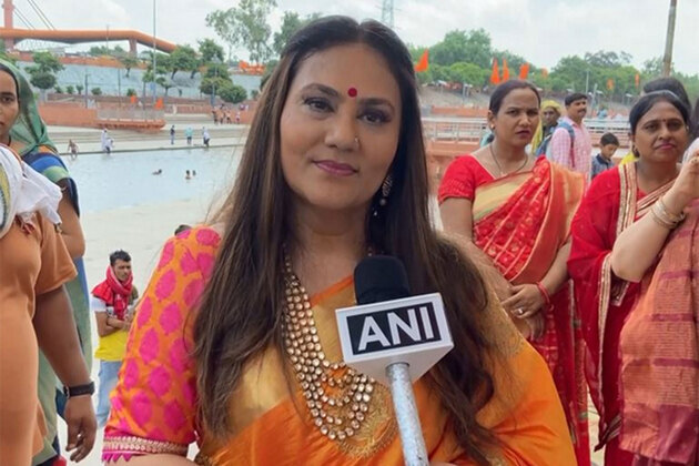 "This is a complete support to womanhood": Dipika Chikhlia hails PM Modi on Women's Reservation Bill