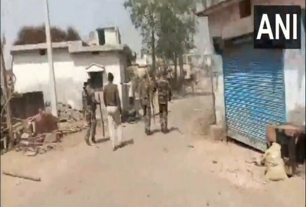 Jharkhand: Clash breaks out in Hazaribagh's Ichak over use of sound system