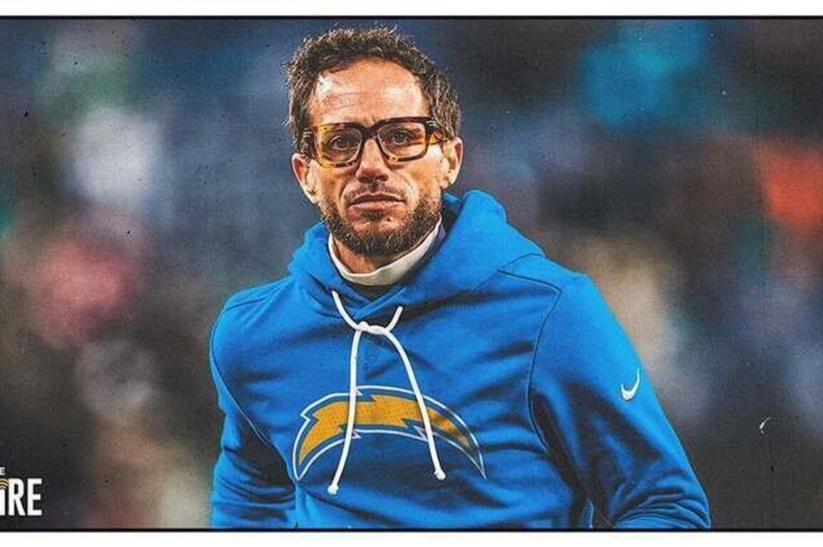 Los Angeles Chargers Name Mike McDaniel Offensive Coordinator