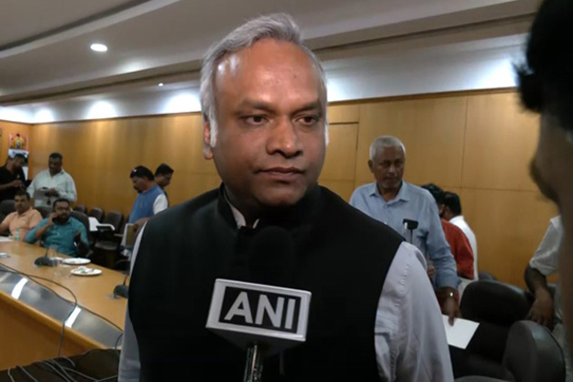 Karnataka lost out on "major investments" due to Centre denying permission for US visit: Priyank Kharge