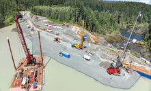 Bauer equipment including MC 96 duty-cycle cranes, one equipped with a DHG V hydraulic grab and one with a BC 48 cutter, three BE desander systems from Bauer MAT Slurry Handling Systems, and one BG 30 were used on the John Hart Dam project in Canada. Credit: Bauer Spezialtiefbau