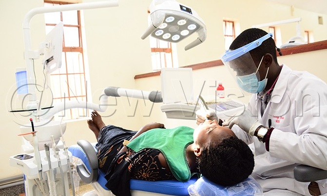 Makerere receives equipment worth sh350m Makerere receives equipment worth sh350m