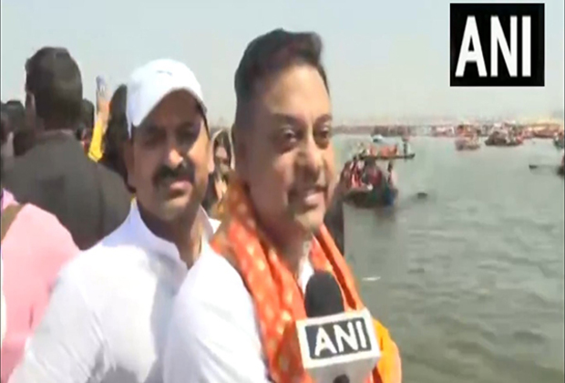 Sambit Patra visits Mahakumbh, lauds arragements made by UP govt