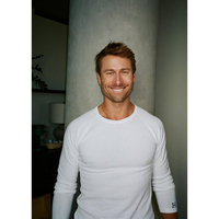 "There were a few explosions...": Glen Powell opens up doing some "nerve-racking" stunts in 'The Running Man'