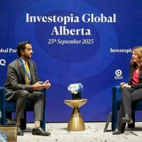 Minister of Economy, Canada's Alberta Premier discuss expanding economic cooperation