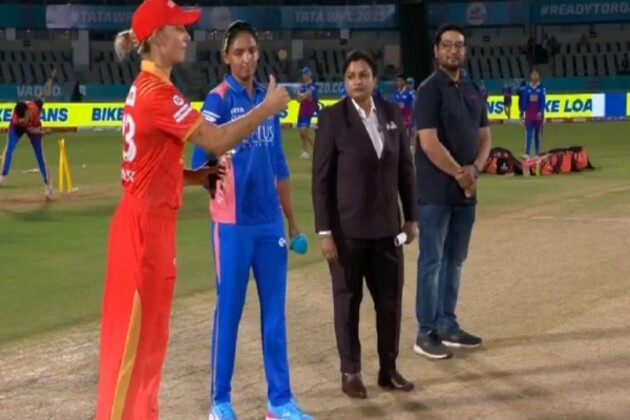 WPL: Mumbai Indians win toss, opt to bowl against Gujarat Giants