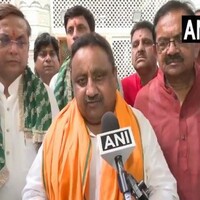 BJP MP Praveen Khandelwal offers prayers on second Monday of 'Sawan'