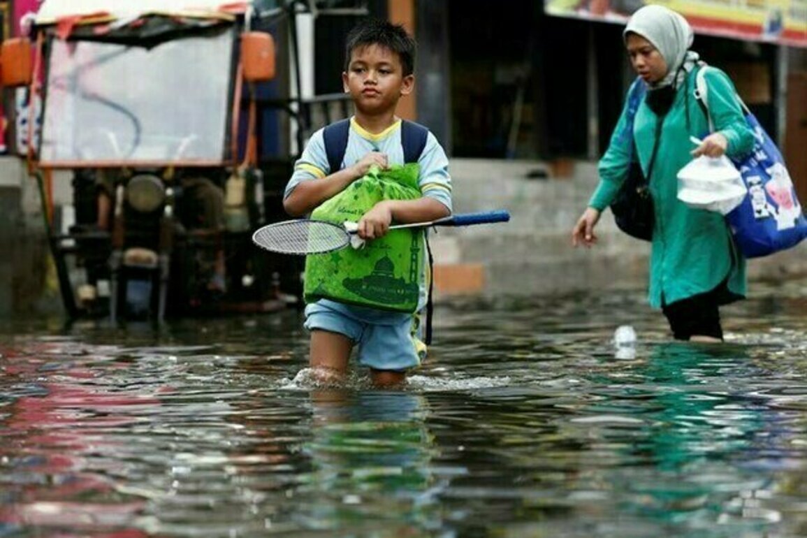 Cities Face Whiplash of Floods, Droughts As Temperatures Rise